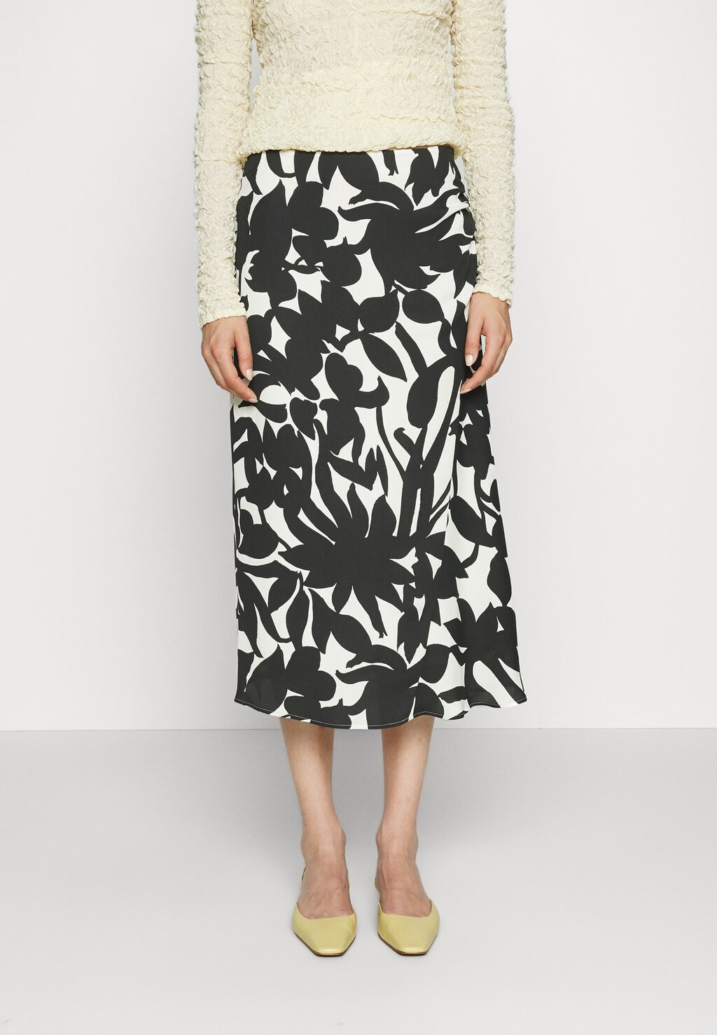 

Юбка-карандаш WEEKEND MaxMara, черный