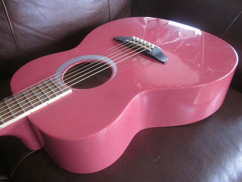 

Акустическая гитара Luna Aurora Borealis 3/4 Acoustic Guitar AR BOR PINK Pink Sparkle