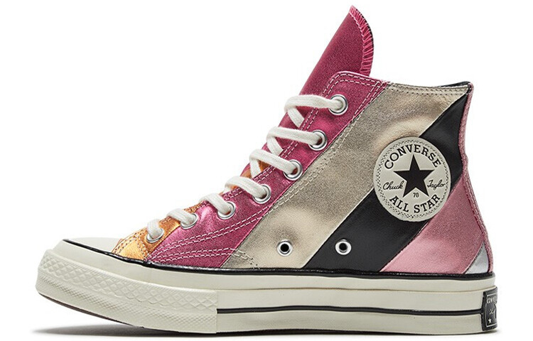 

Женские парусиновые туфли Converse 1970-х годов