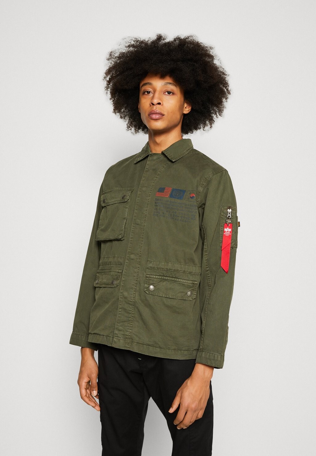 

Легкая куртка Alpha Industries