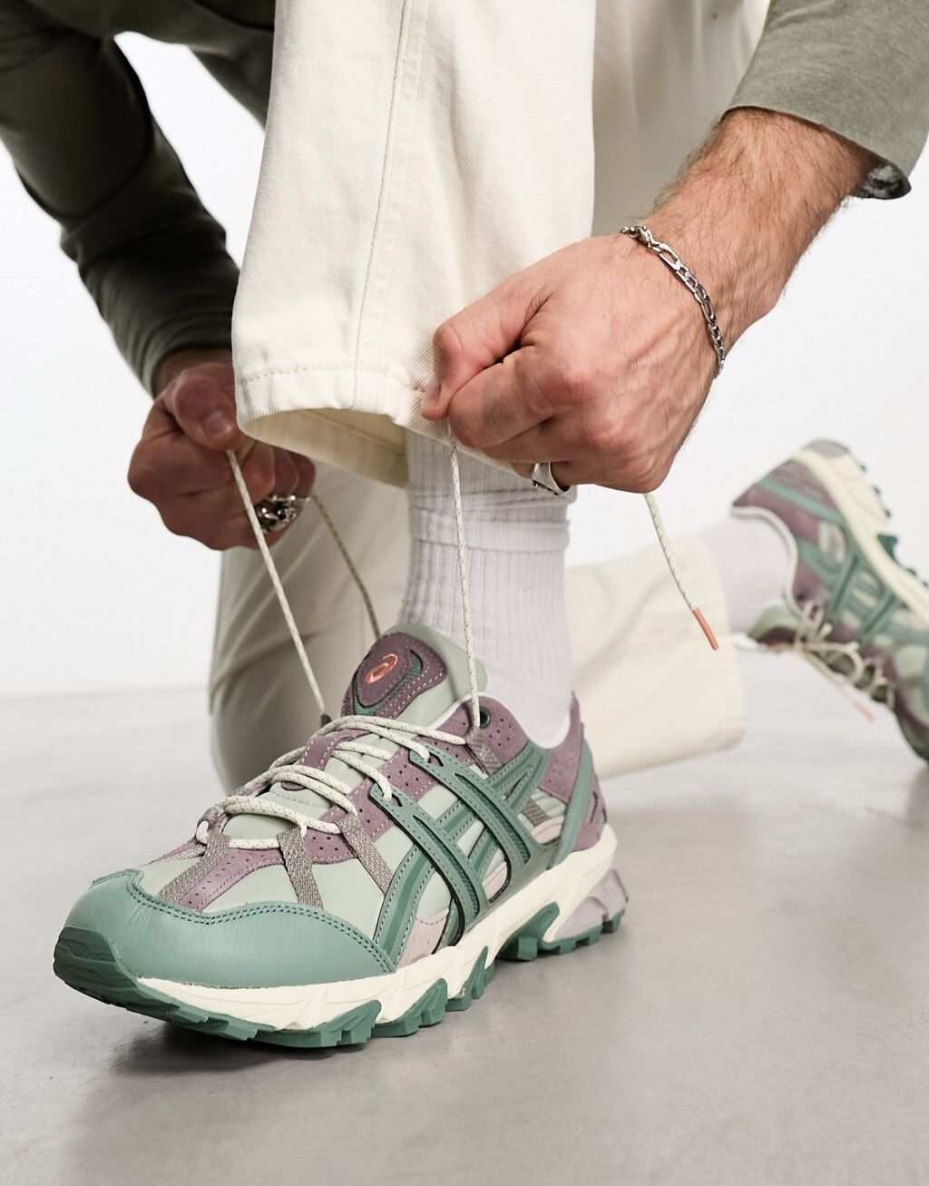 

Разноцветные кроссовки Asics Gel-Sonoma 15-50