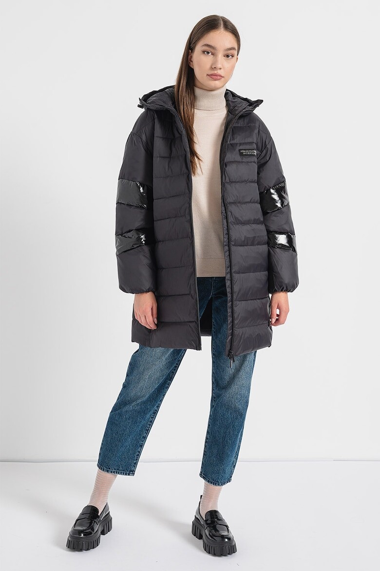 

Зимняя куртка с блестящими участками Armani Exchange, черный