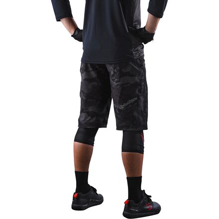 Ruckus Short мужские Troy Lee Designs, цвет Spray Camo Black шорты troy lee designs ruckus черный