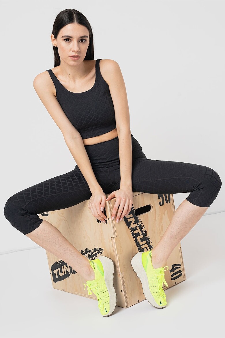 

Роскошное фитнес-бюстье Nike, черный