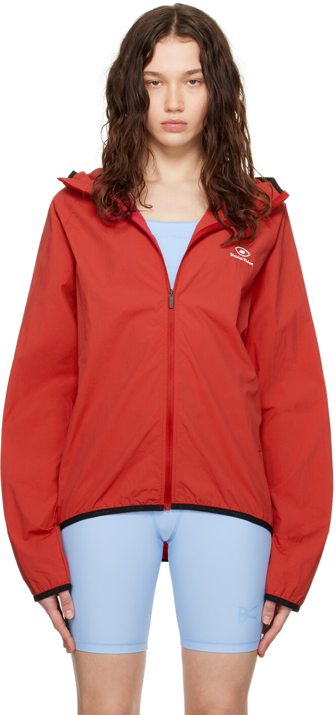 

Красная куртка New Balance Edition District Vision, цвет Goji red