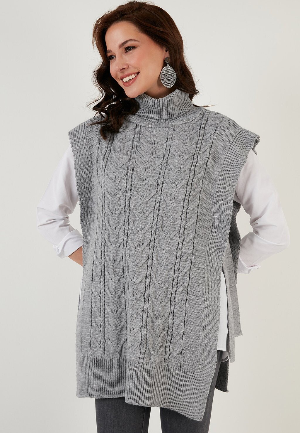 

Свитер LELA Regular Fit, серый