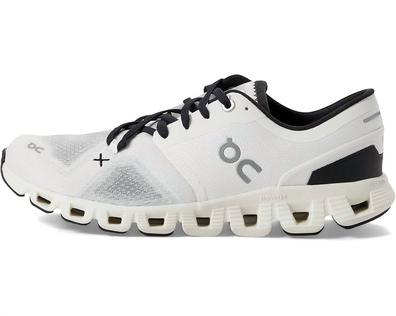 

Женские белые/черные кроссовки Cloud X3 On Running