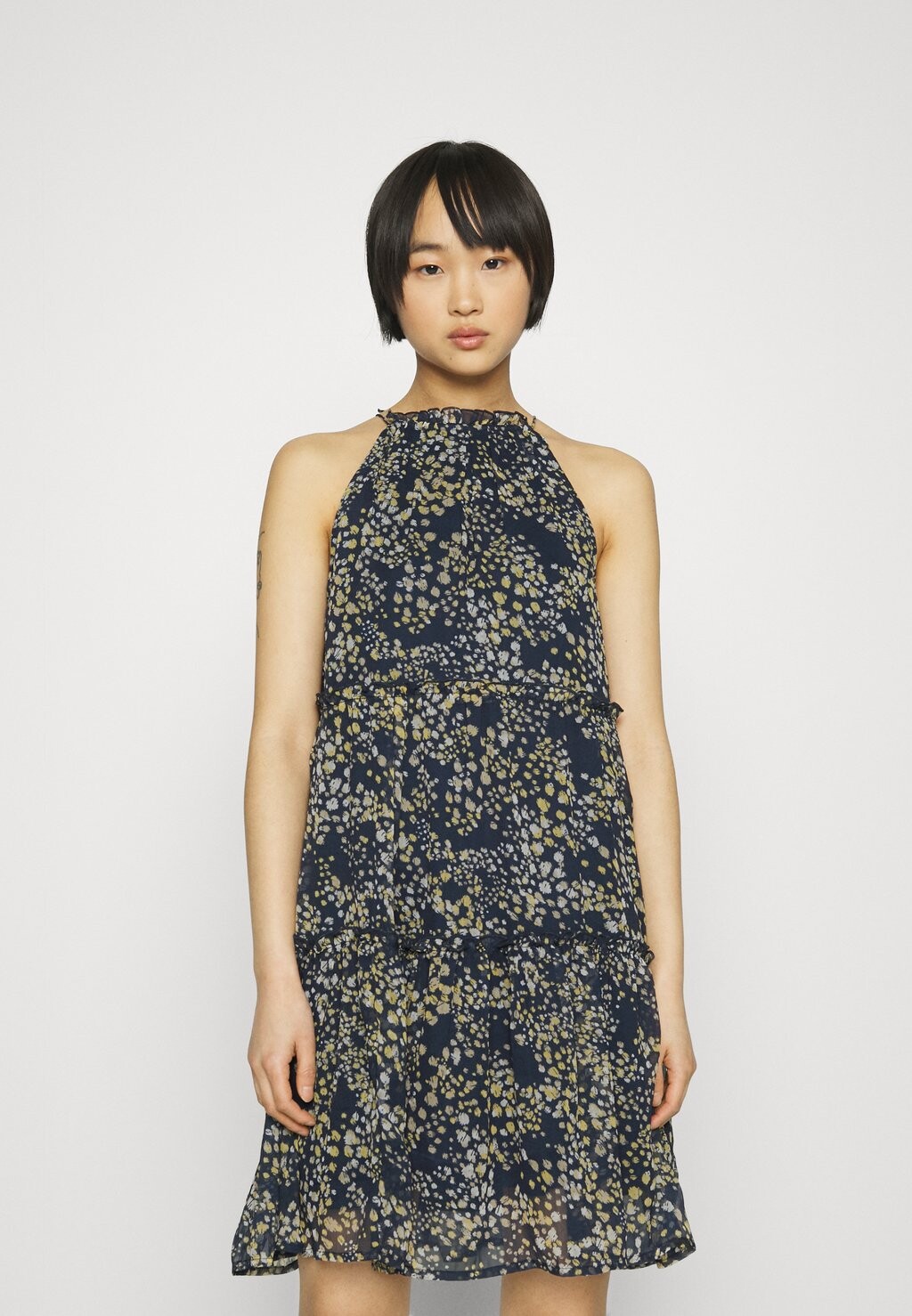 

Летнее платье Vero Moda, темно-синий