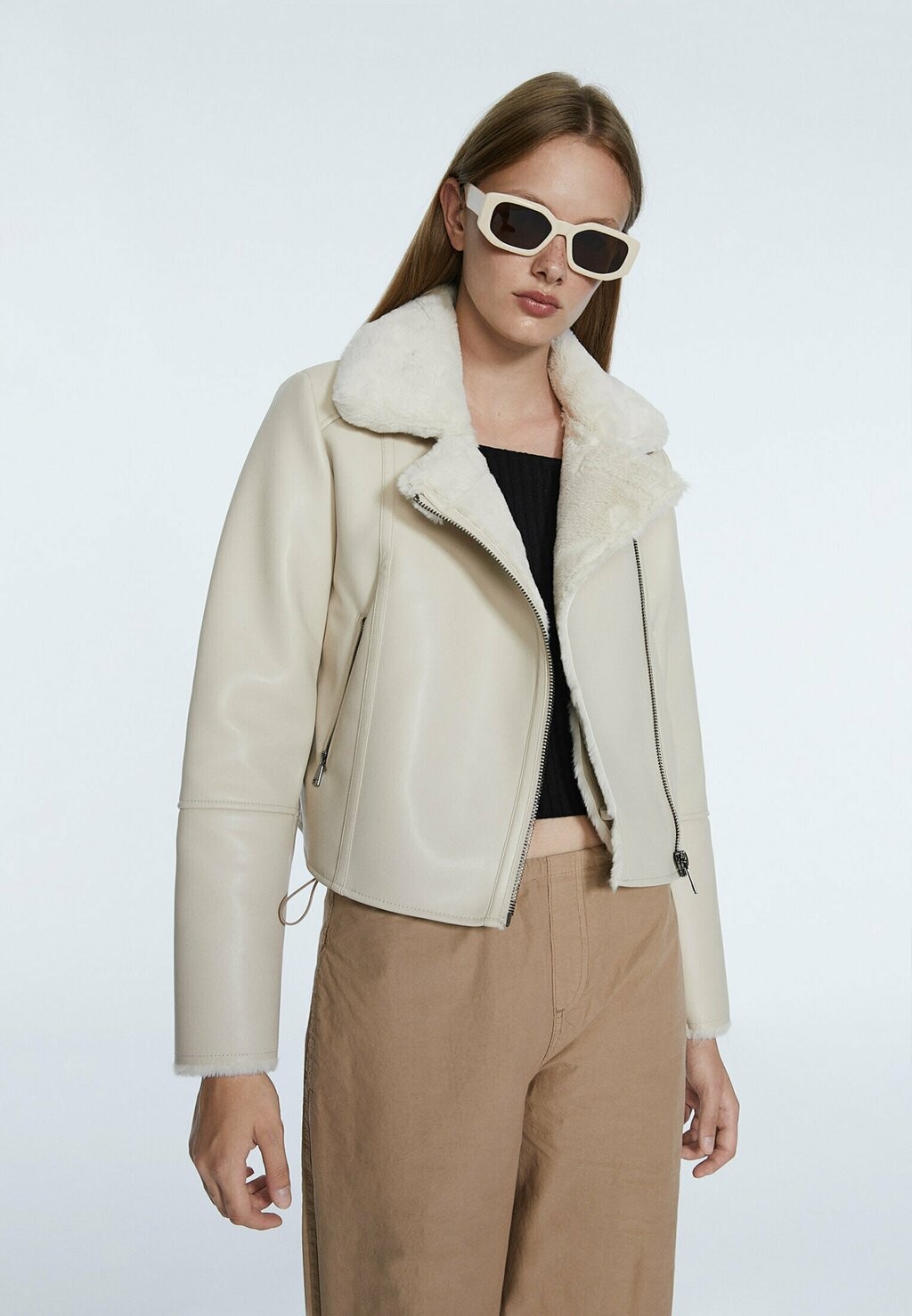 

Куртка из искусственной кожи Stradivarius