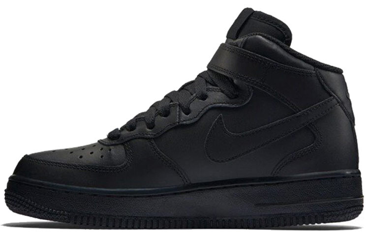 

Кроссовки Nike Air Force 1 Mid Gs, черные