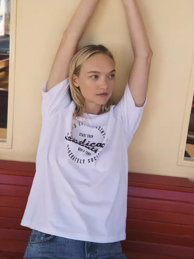 

Футболка HUSH HUSH Radical Sabbatical Oversized, белый