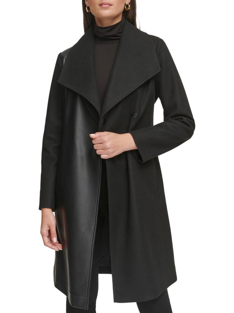 

Пальто с запахом из искусственной кожи Kenneth Cole, черный
