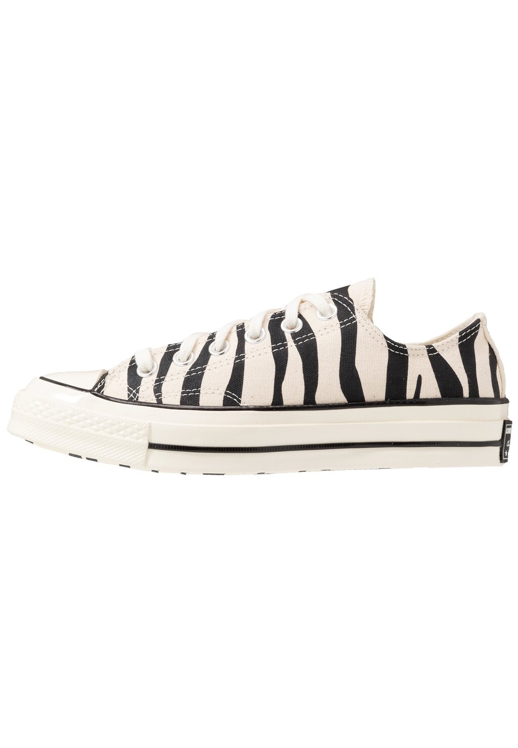

Кроссовки Converse