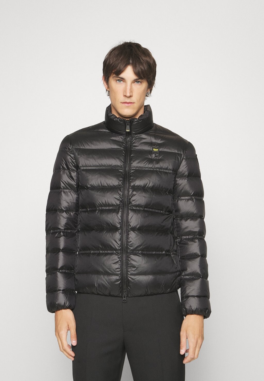 

Пуховик КУРТКА BASIC HIGH NECK Blauer, черный