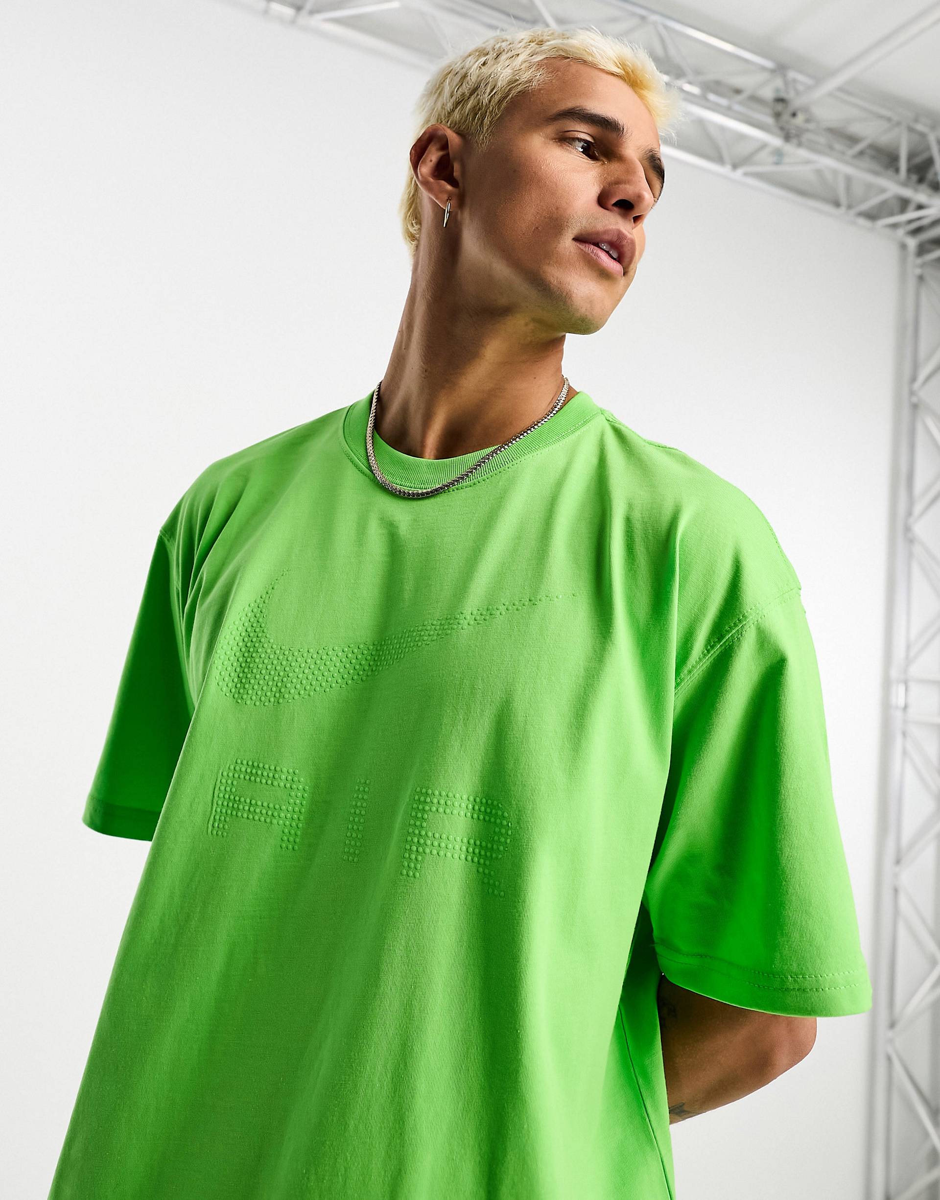 цена Зеленая футболка с логотипом Nike Air