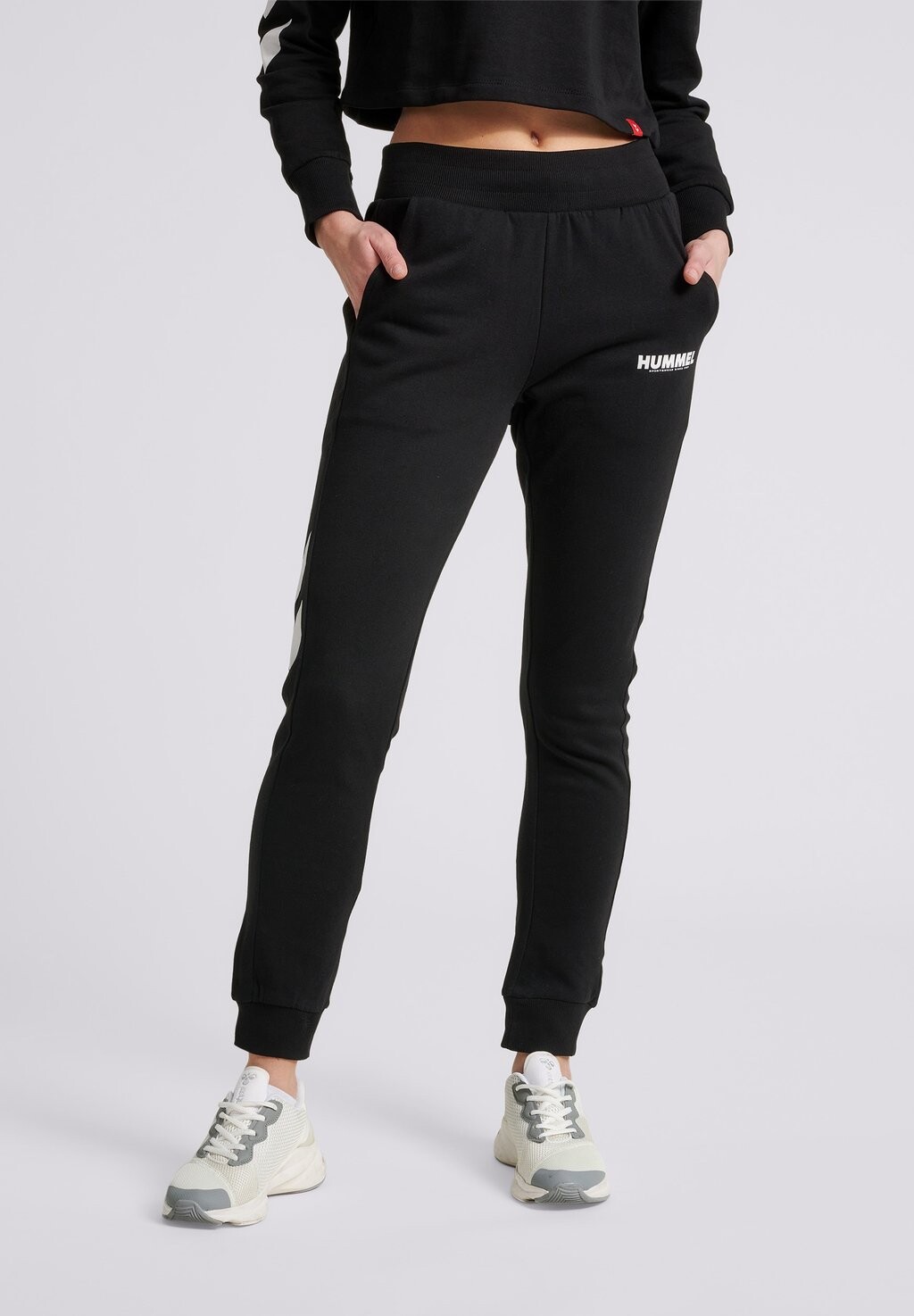 

Спортивные брюки Hummel, черный