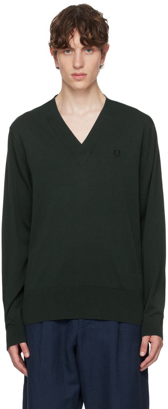 

Зеленый свитер с v-образным вырезом – ночь Fred Perry