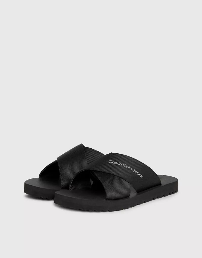 

Черные сандалии с ремешками Calvin Klein