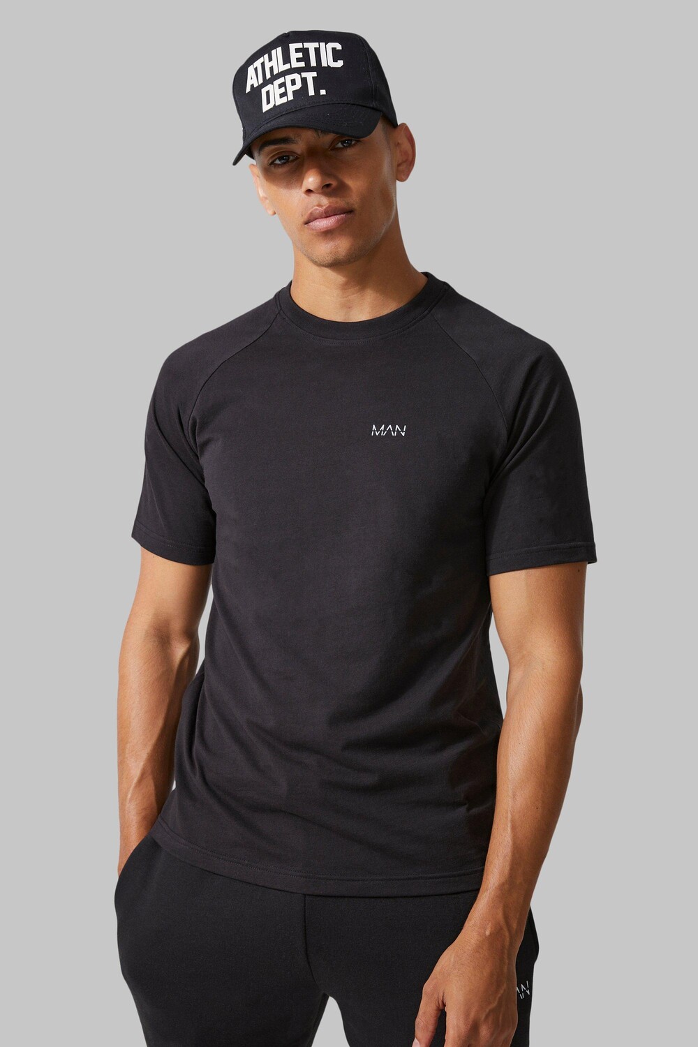 

Футболка man active gym с регланом Boohoo, черный
