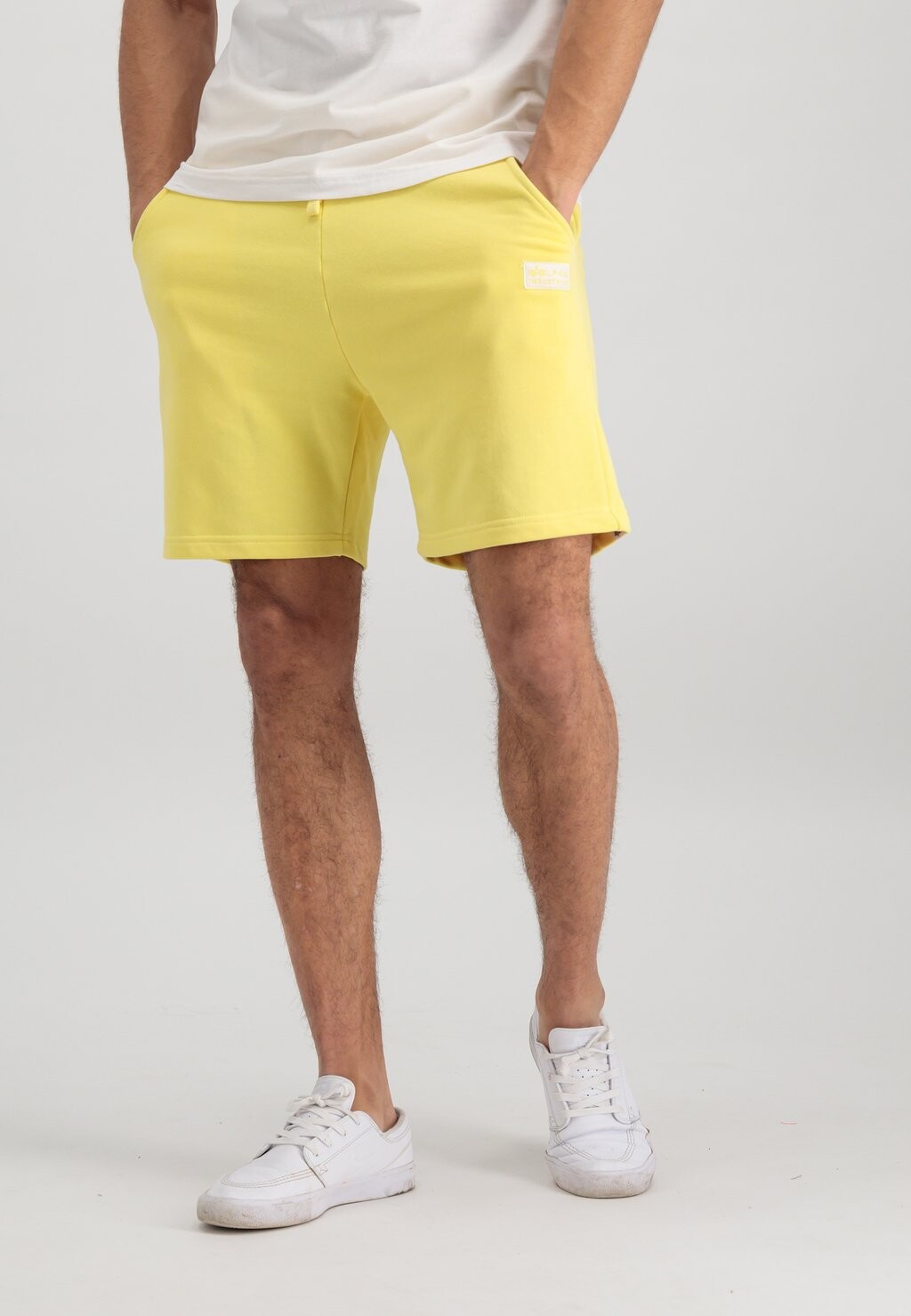 

Шорты Alpha Industries, желтый