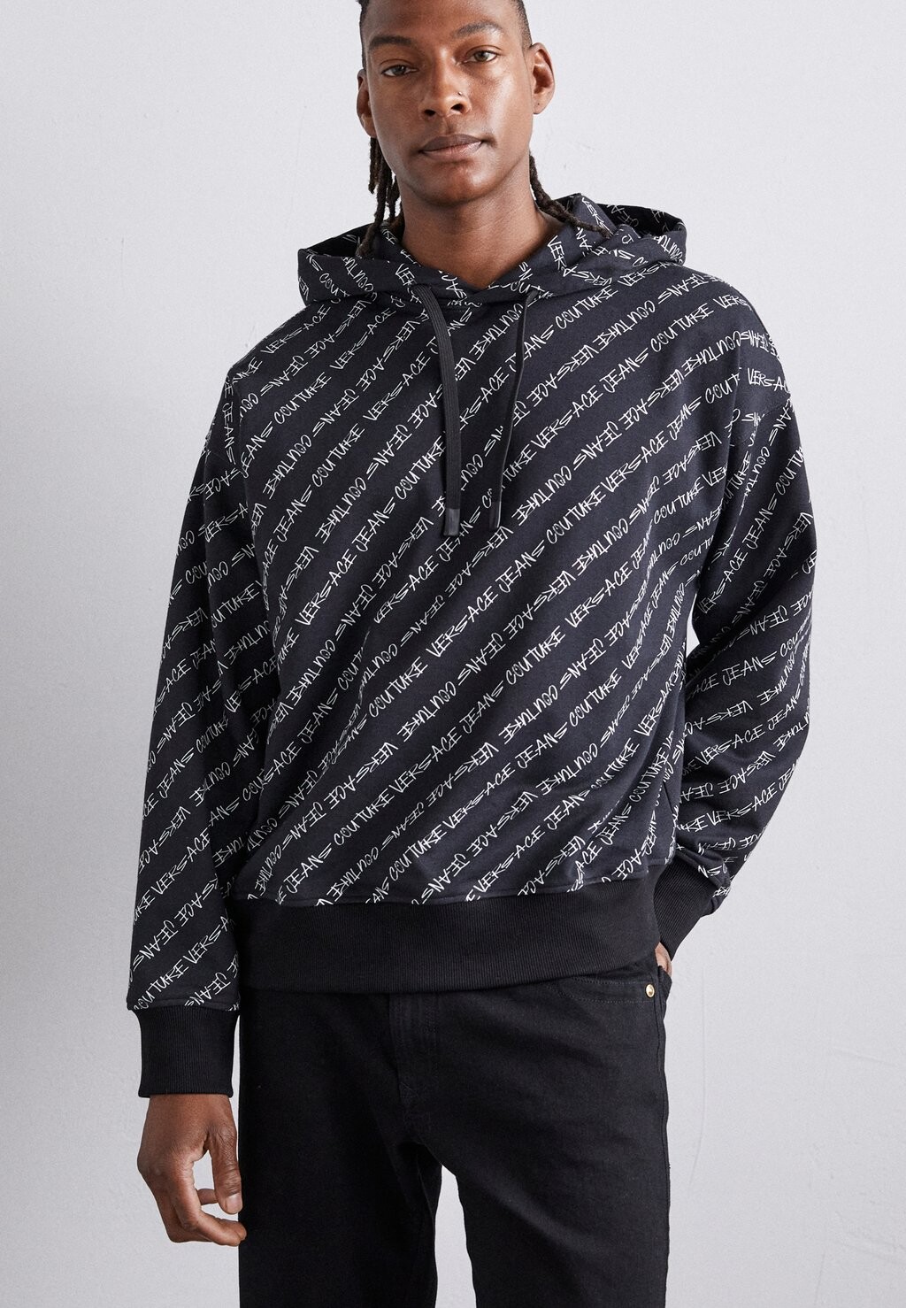 

Толстовка Versace Jeans Couture, черный