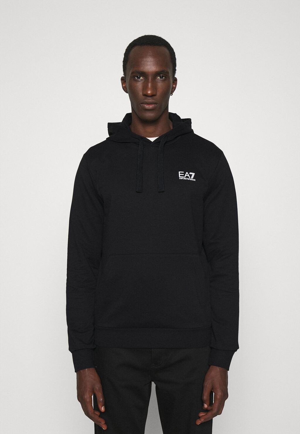 

Толстовка EA7 Emporio Armani, черный/белый