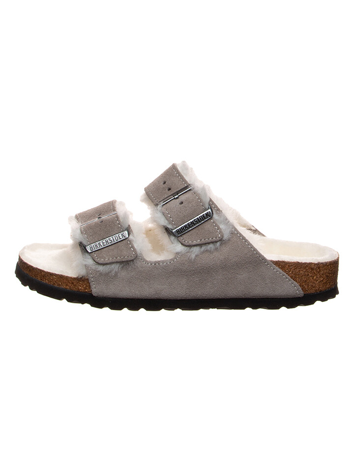 

Тапочки Birkenstock Leder Arizona Fur, цвет Grau - Weite S