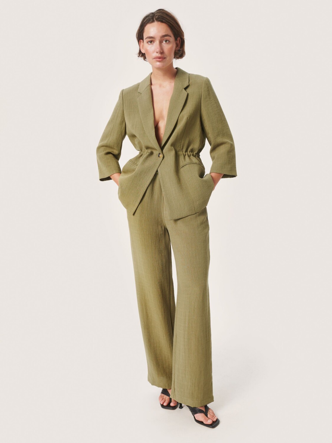

Однотонный пиджак Soaked In Luxury Camile, цвет Loden Green