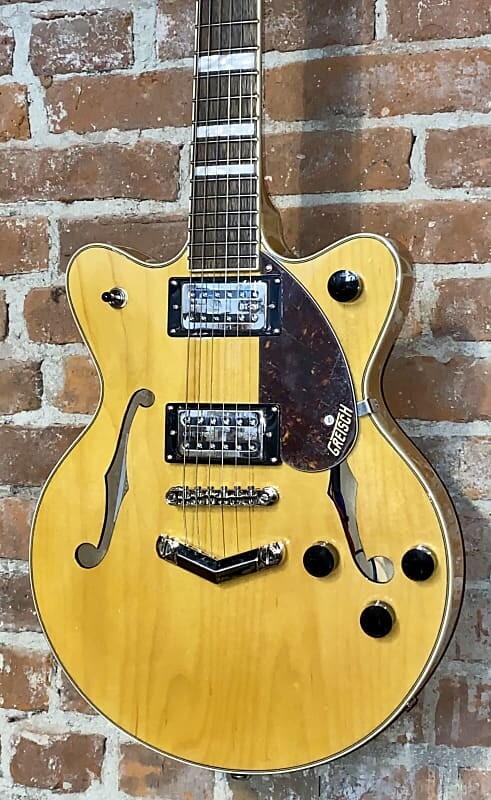 

Электрогитара Gretsch G2655 Streamliner Center Block Jr. V-Stoptail Village Amber, Support Indie Music Shops !