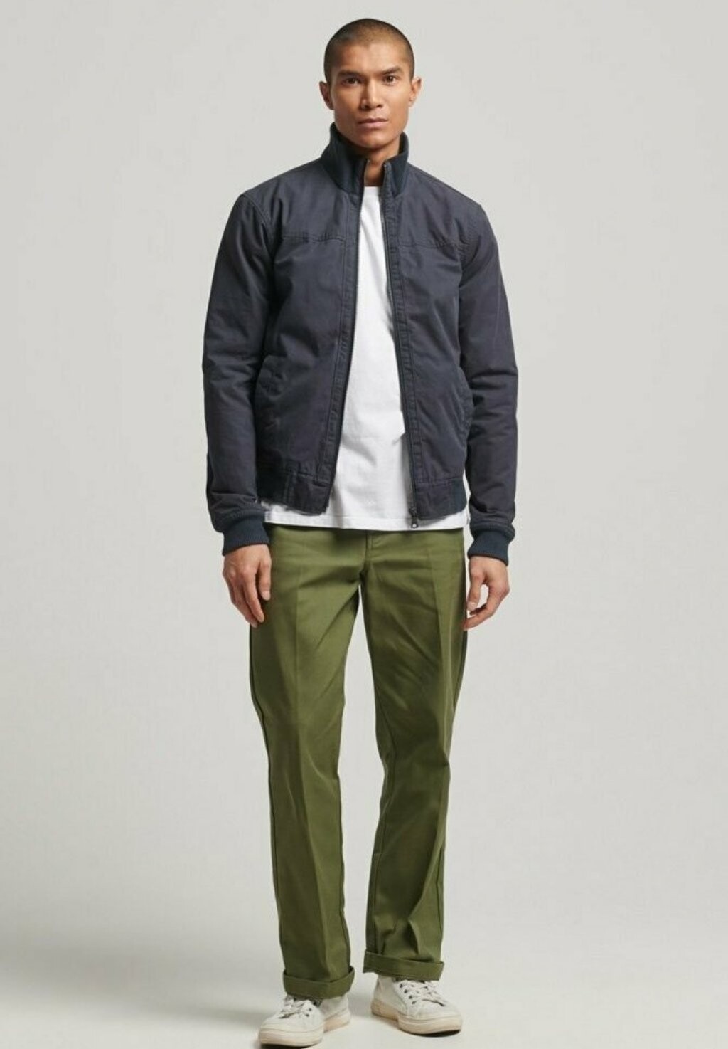 

Бомбер Superdry