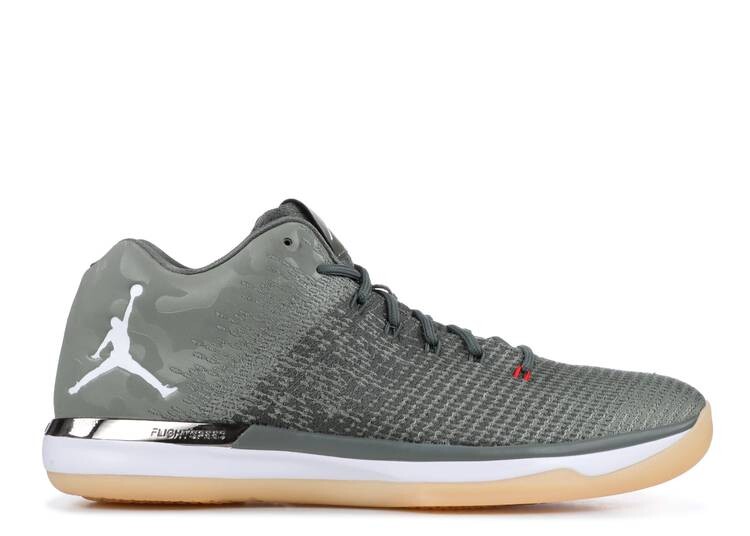 

Кроссовки AIR JORDAN 31 LOW 'CAMO',