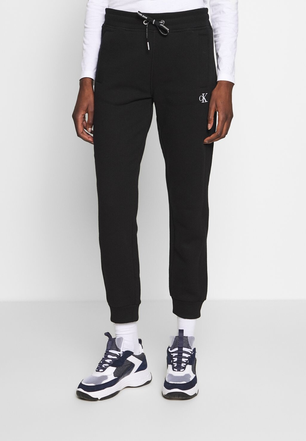 

Спортивные брюки Calvin Klein Jeans, черный