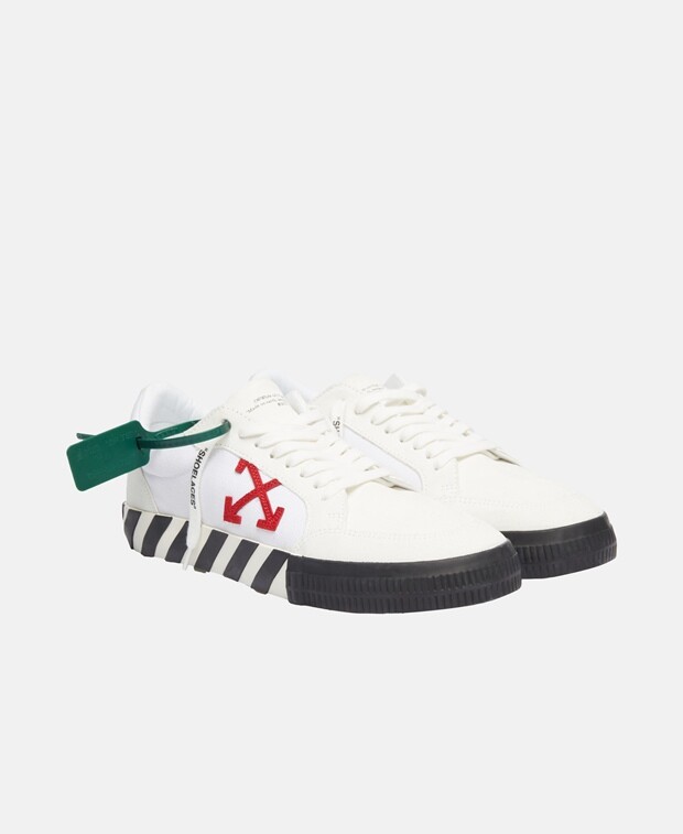 

Кроссовки Off-White, шерсть белый