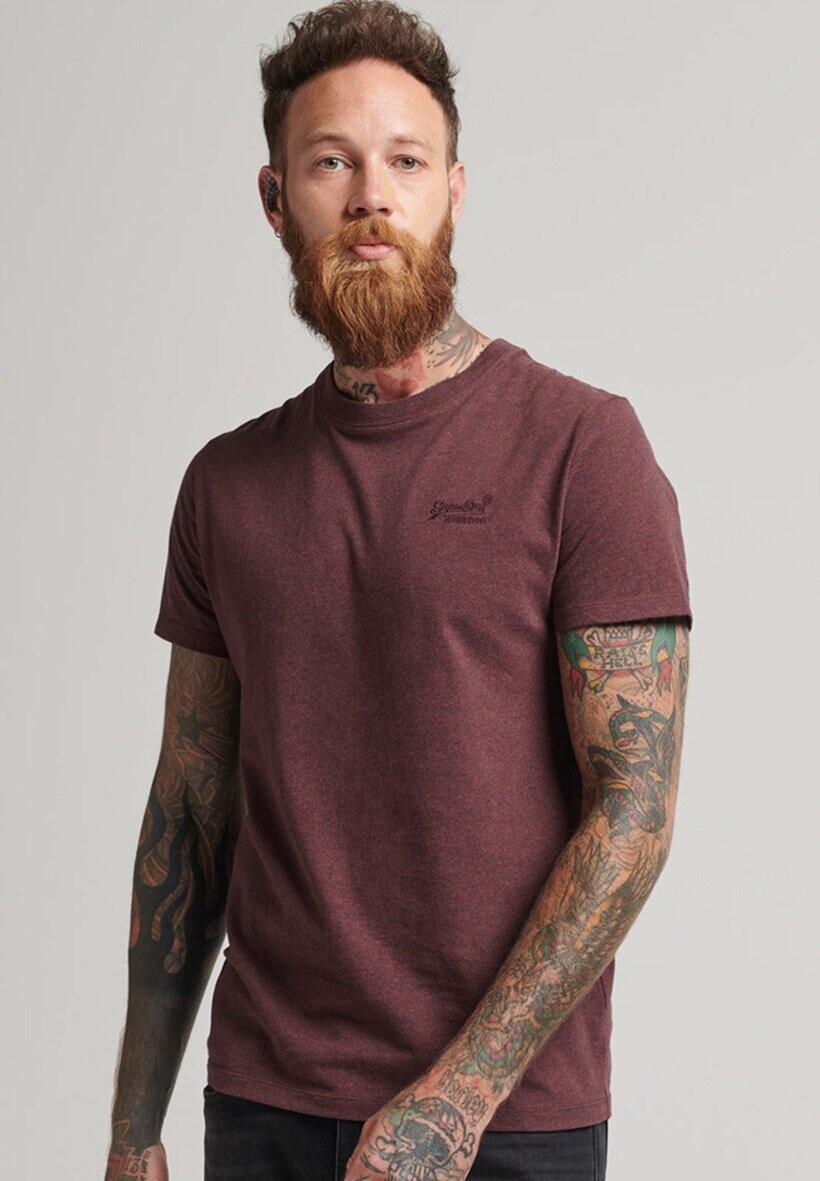 

Базовая футболка ESSENTIAL LOGO Superdry, цвет deepest burgundy grit