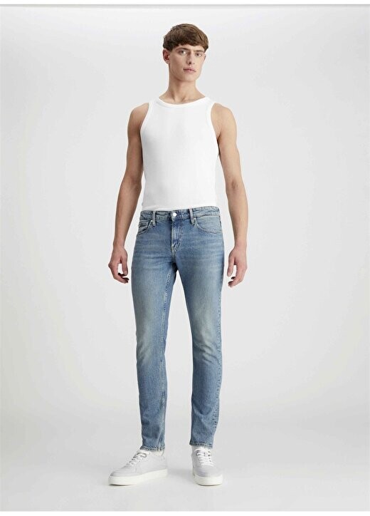 

Мужские джинсовые брюки с нормальной талией J30J3242021A4 Calvin Klein Jeans