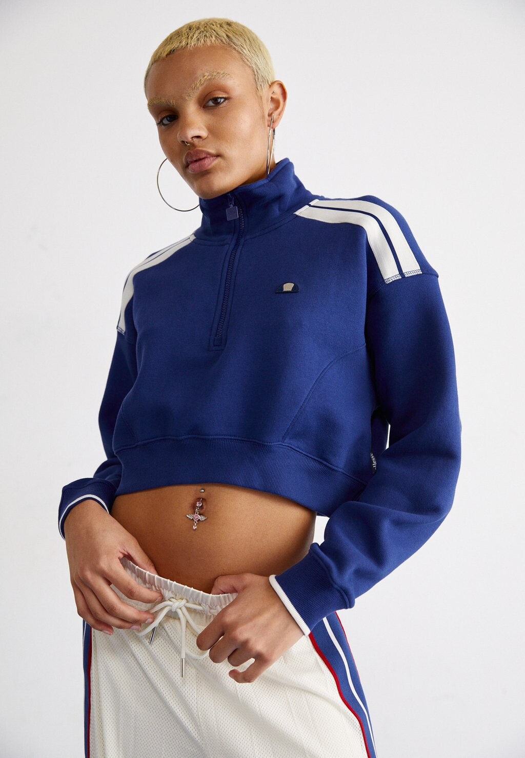 

Толстовка INNOCENZO CROP Ellesse, цвет navy