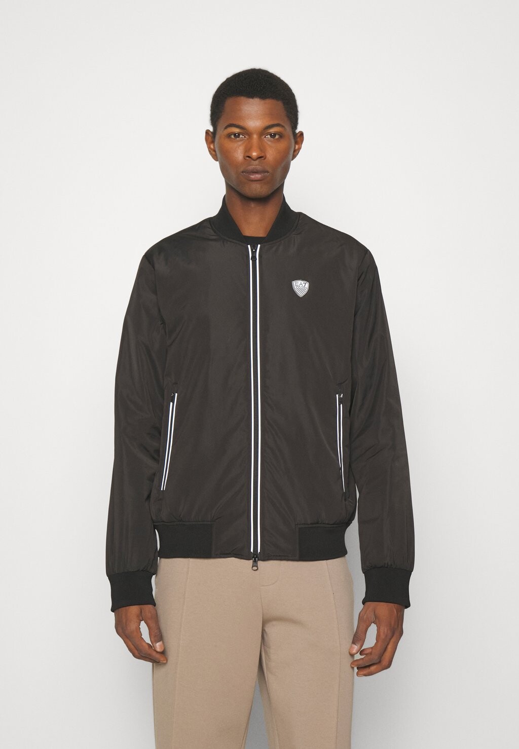 

Бомбер Chaquetas EA7 Emporio Armani КУРТКА, черный