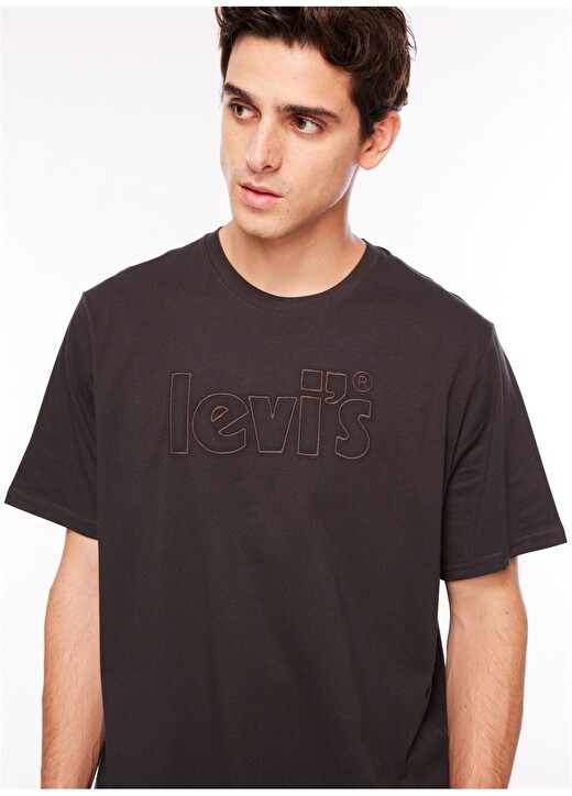 

Черная мужская футболка с круглым вырезом Levis, Черный