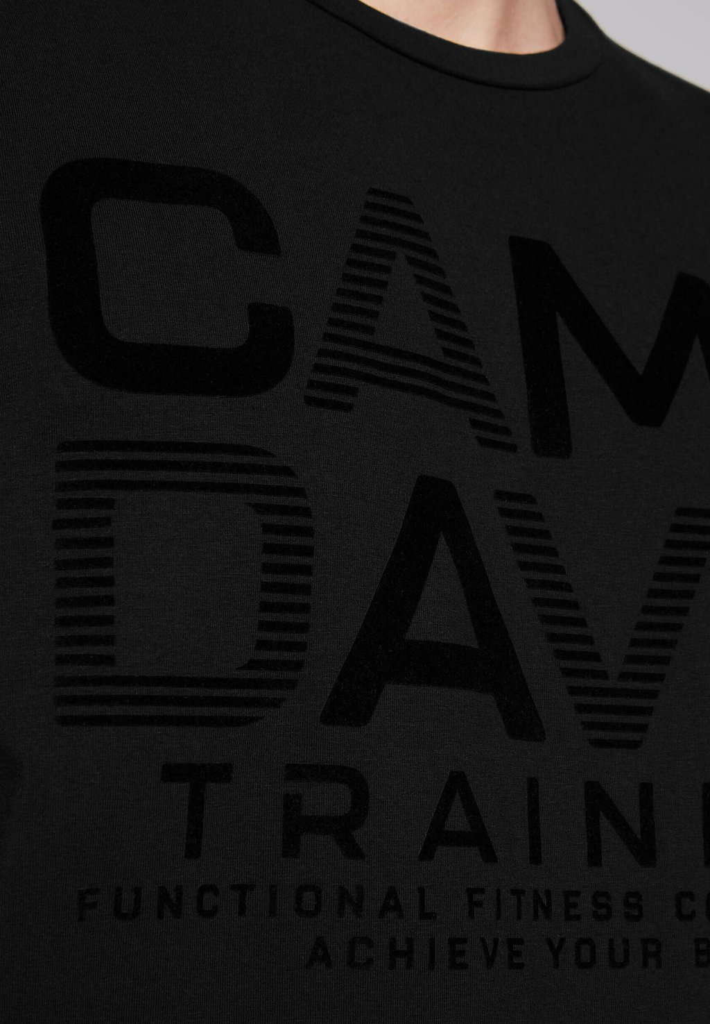 

Футболка с принтом ARTWORK Camp David, черный