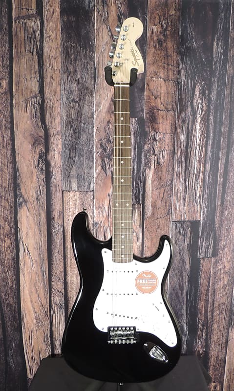 электрогитара squier affinity stratocaster с грифом laurel 3 цветный sunburst Электрогитара Squier Affinity Stratocaster SSS Black