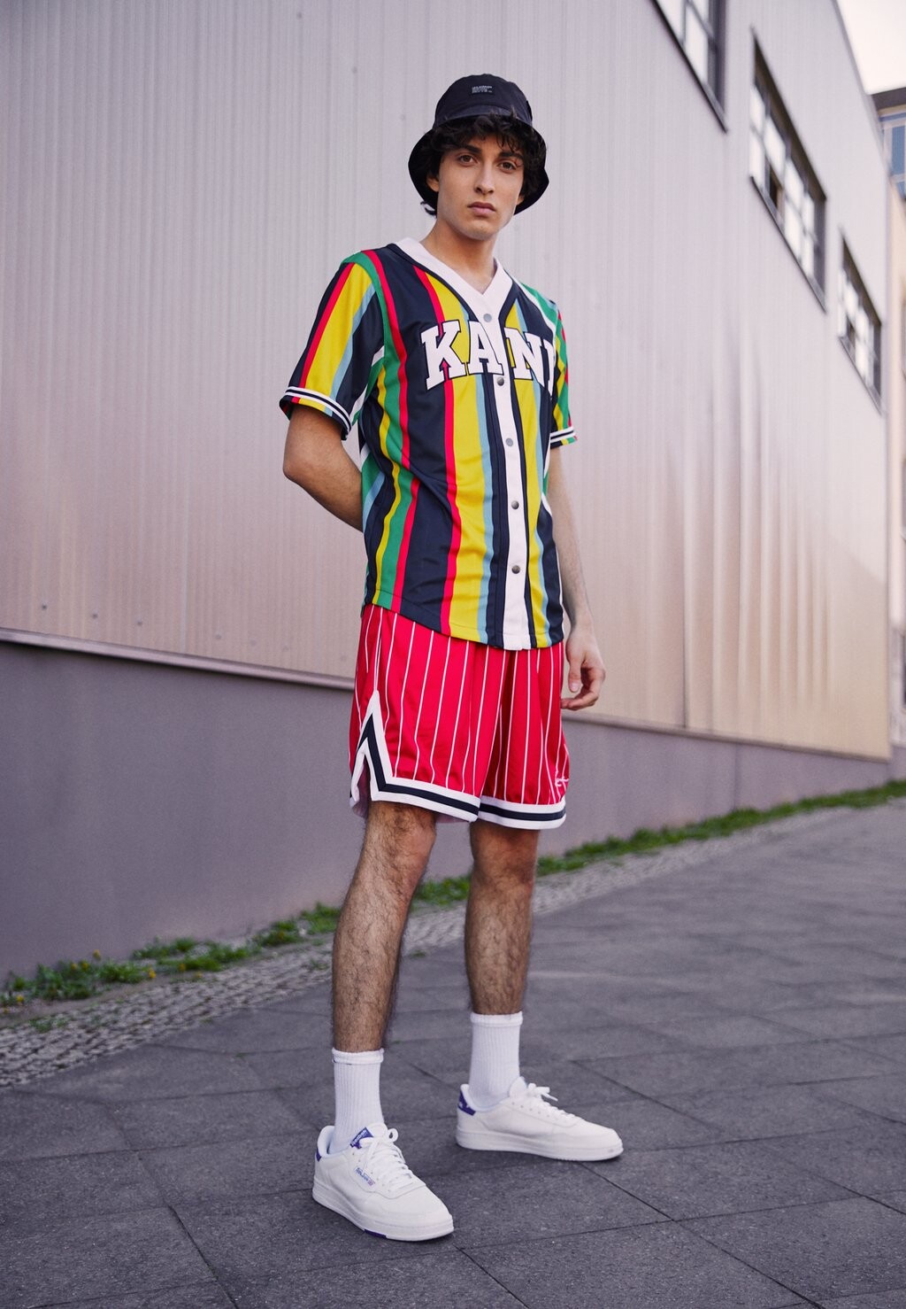 

Рубашка БЕЙСБОЛЬНАЯ ФУТБОЛКА С SERIF STRIPE Karl Kani, многоцветный