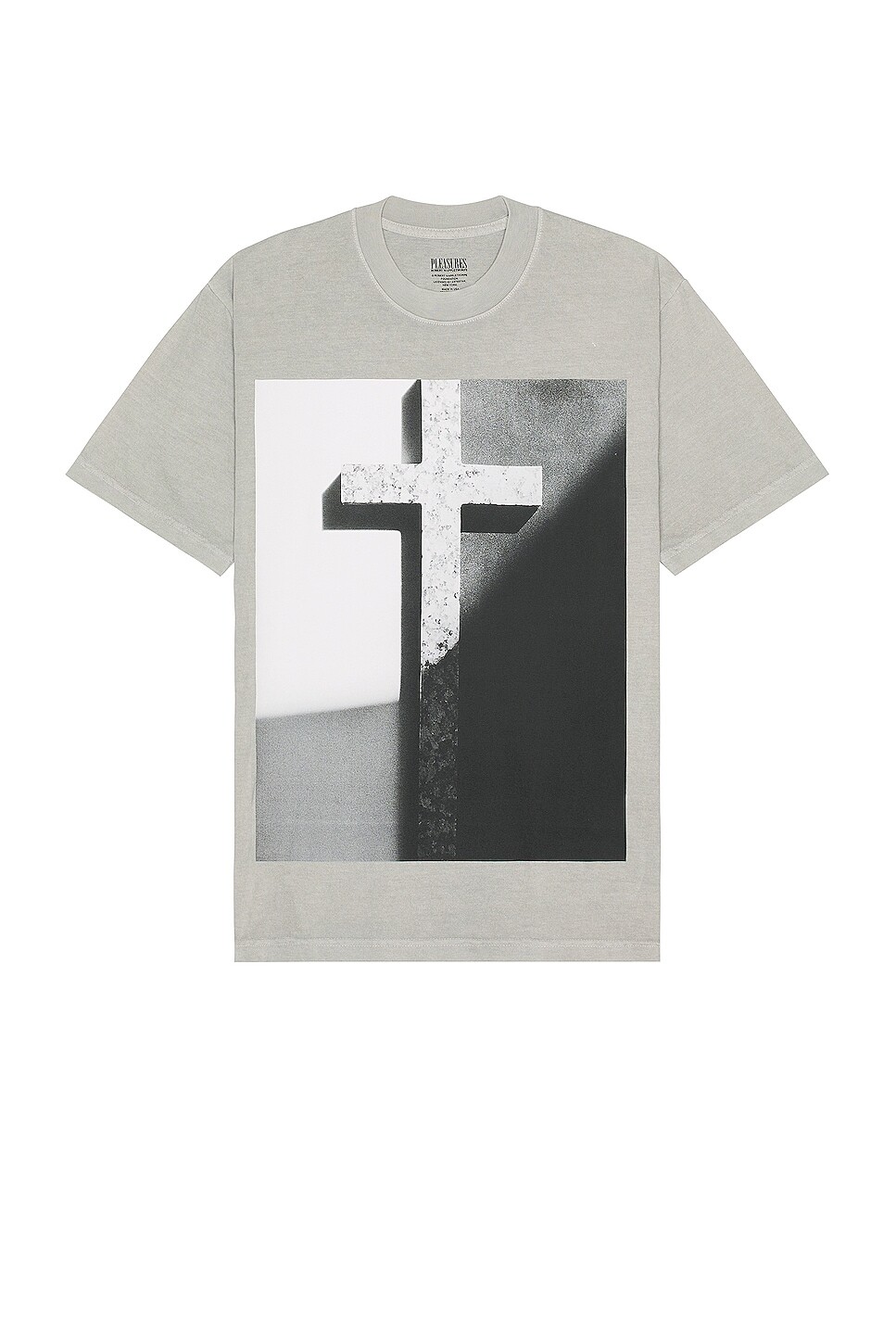 

Футболка Pleasures Cross T-shirt, серый