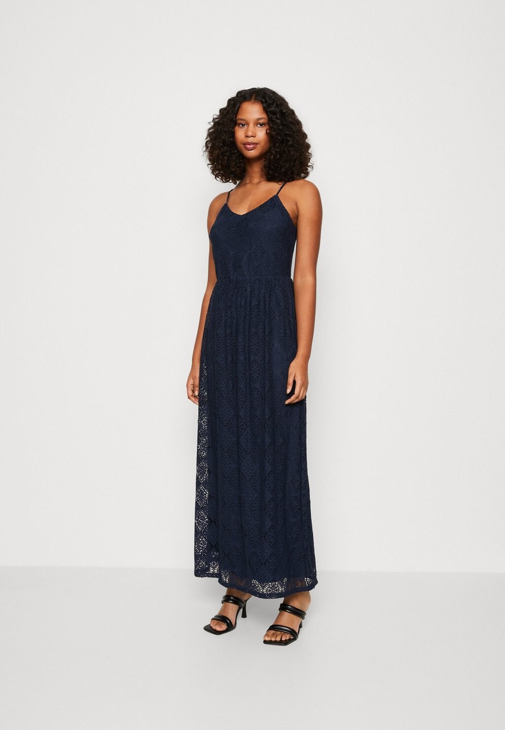 

Платье макси Vero Moda
