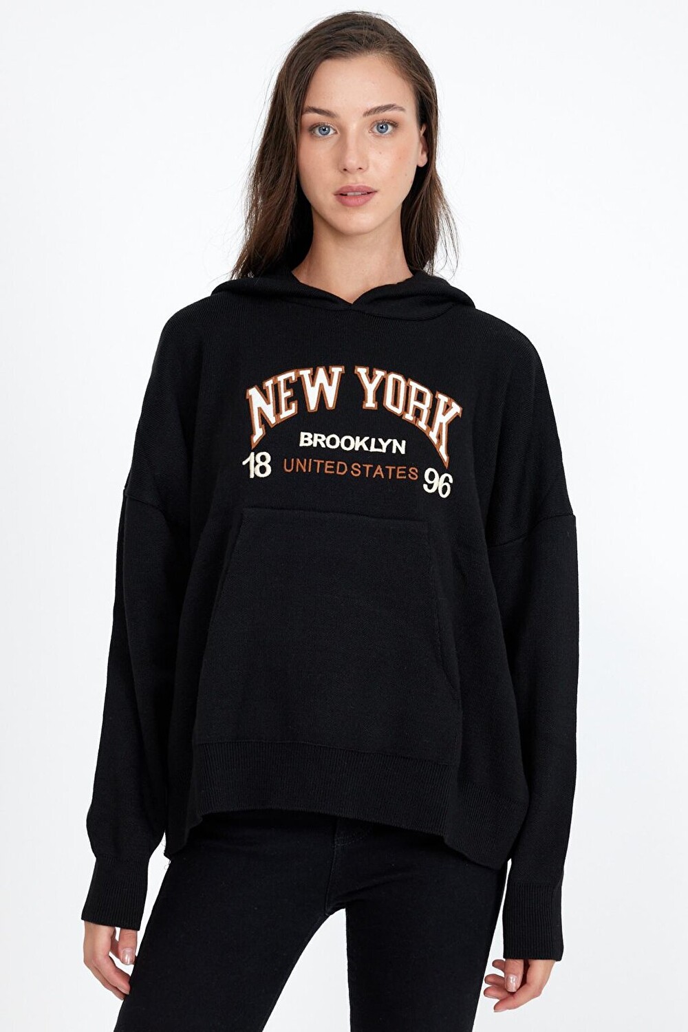

Женский свитер New York Written Sweat Rodi, черный