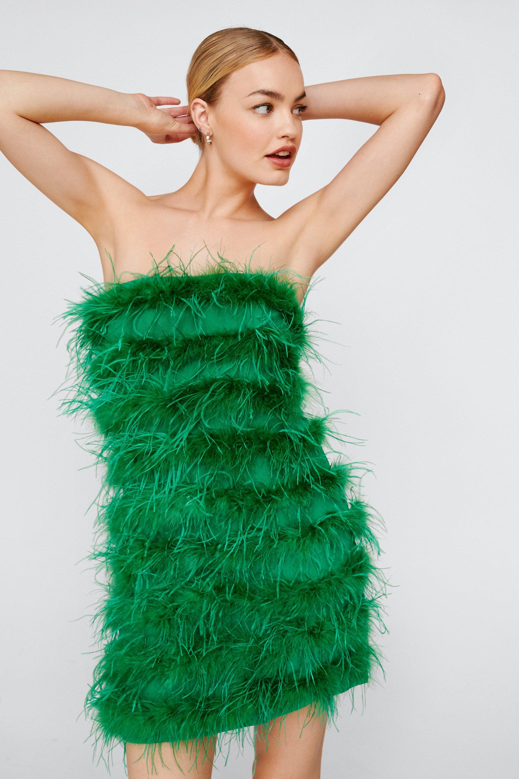 Мини-платье бандо с перьями Nasty Gal, зеленый цена и фото
