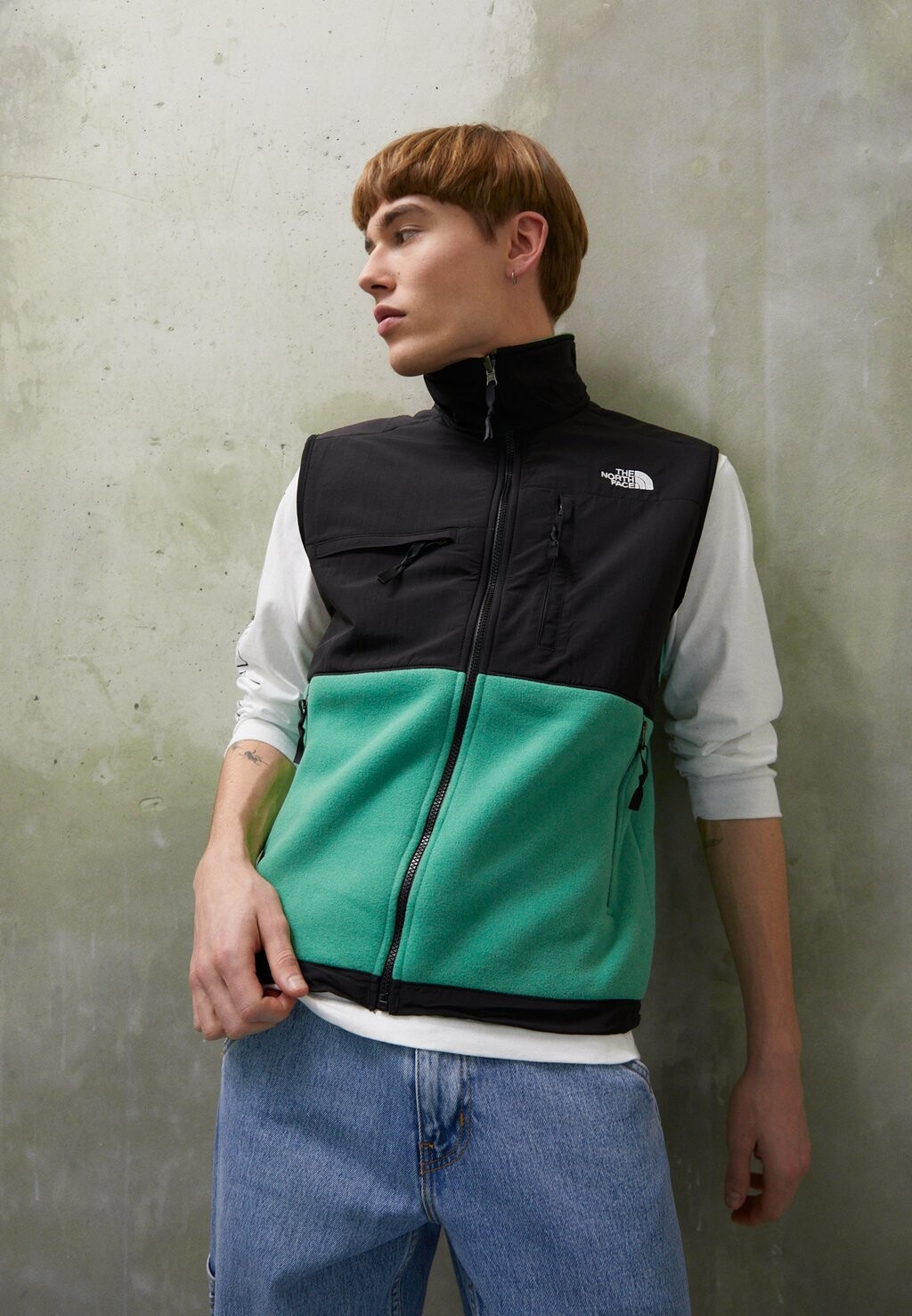

Жилет The North Face