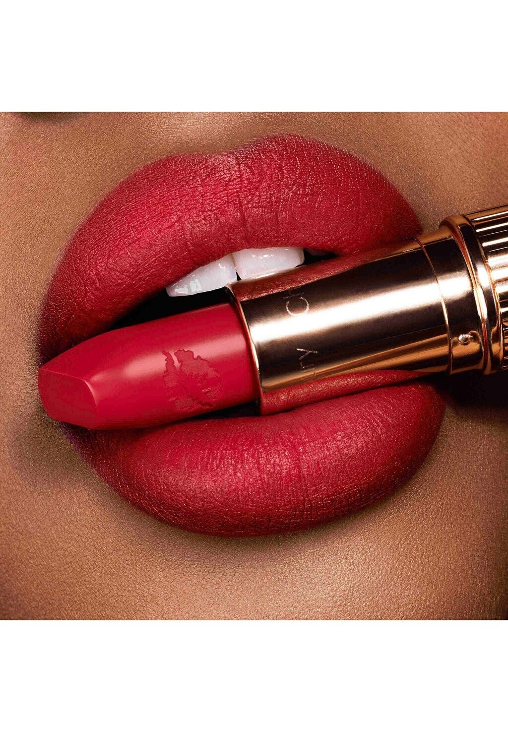 

Помада Hot Lips List Charlotte Tilbury, розовый