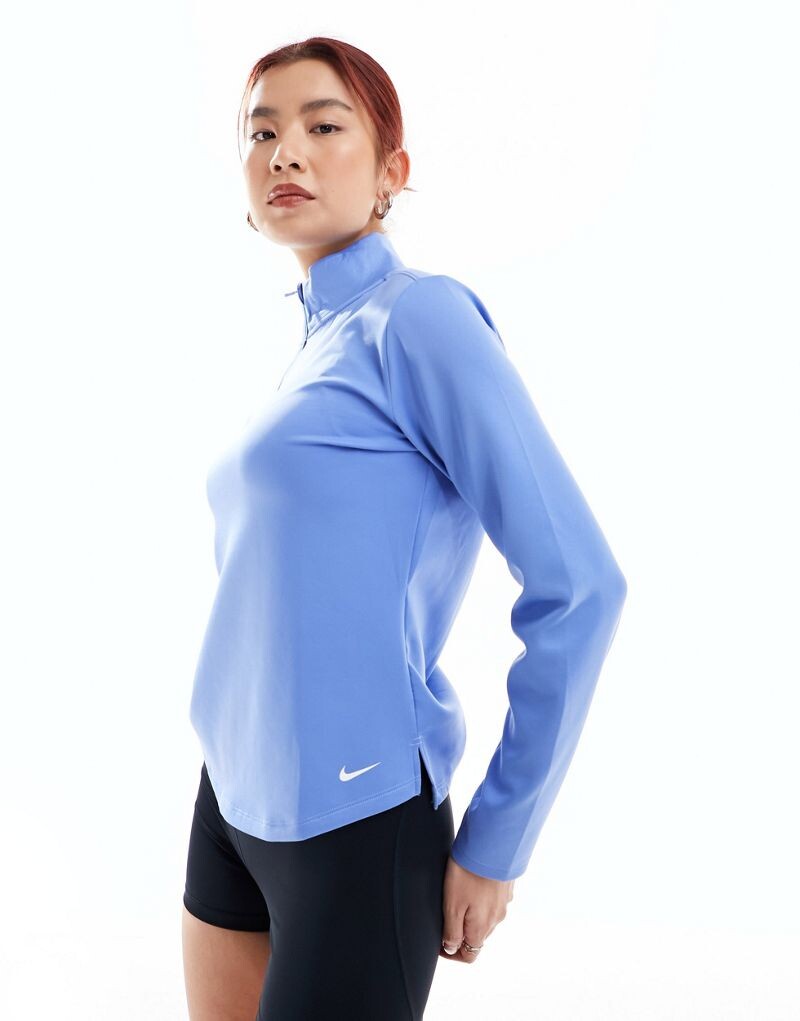 

Синяя футболка с полумолнией Nike One Therma-Fit