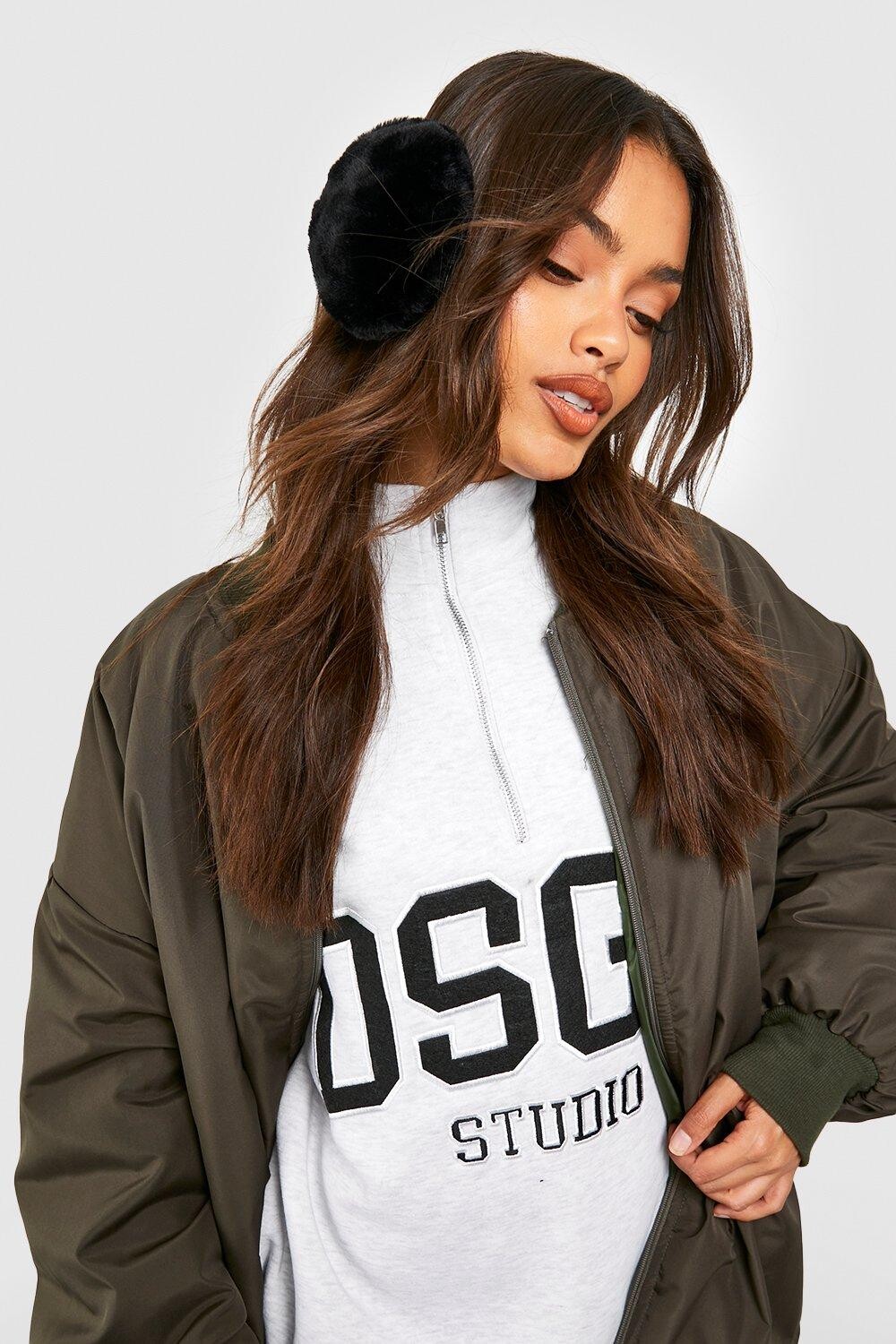 

Узкая повязка на голову, наушники из искусственного меха boohoo, черный