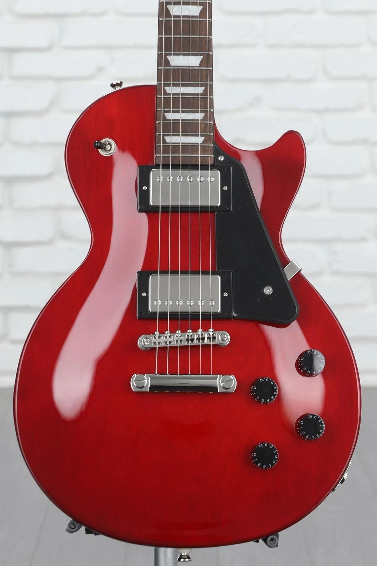 

Электрогитара Epiphone Les Paul Studio - винно-красный